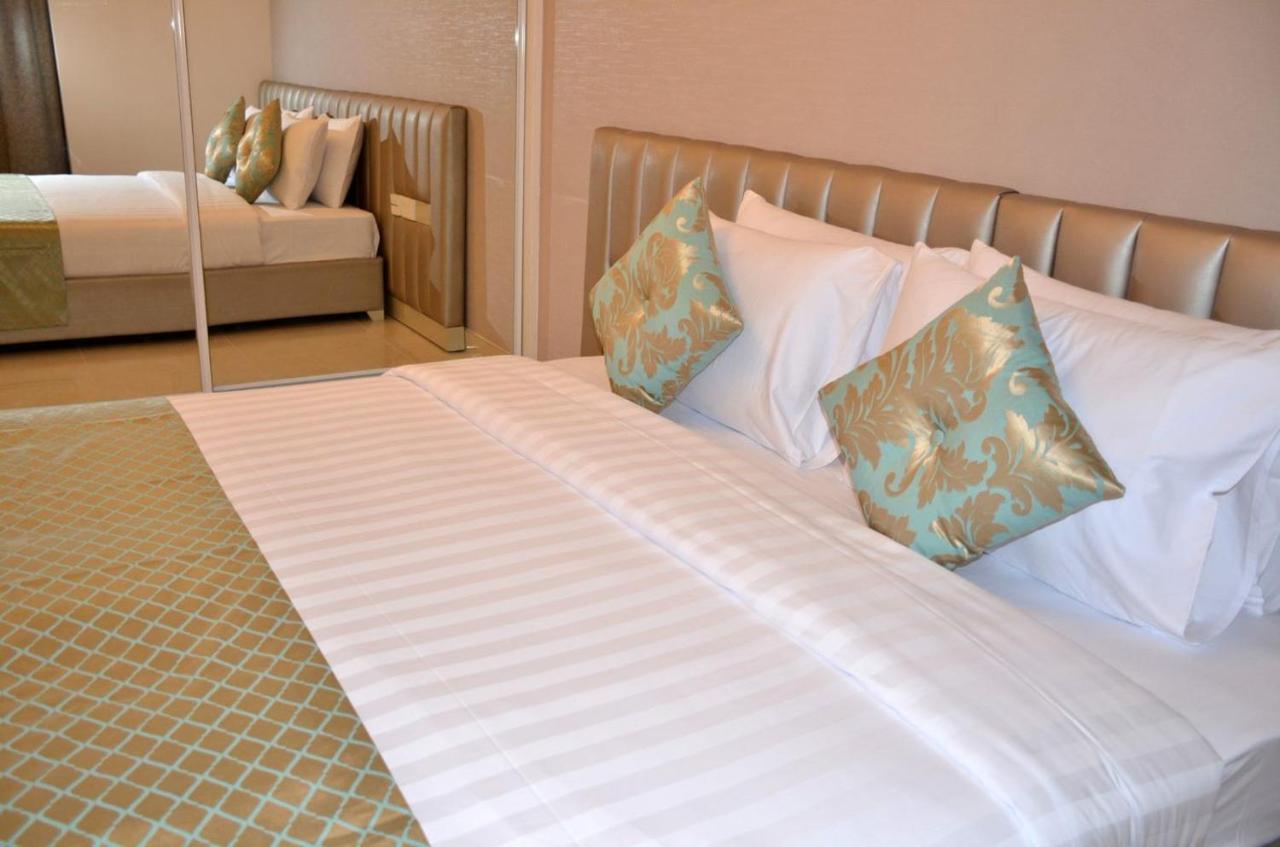The Lodge Suites Manama Ngoại thất bức ảnh