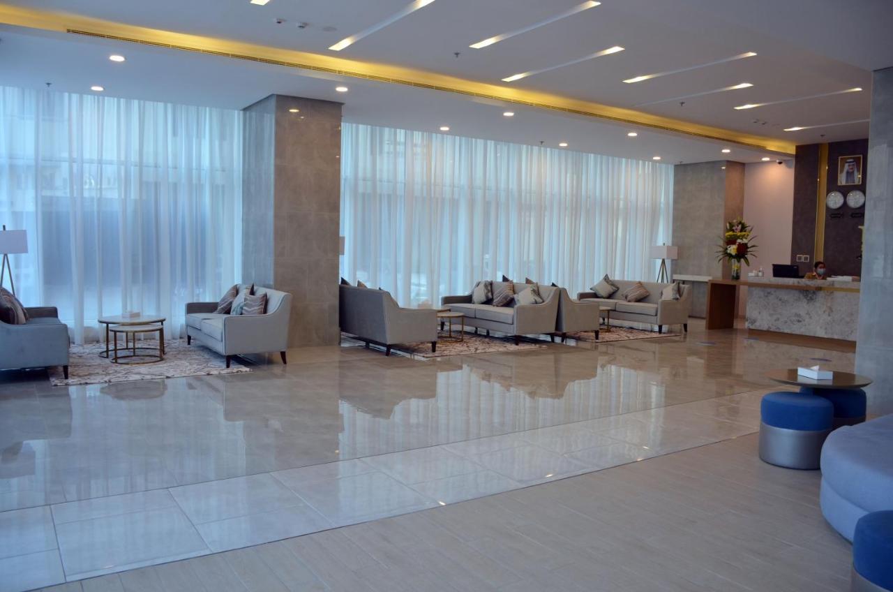 The Lodge Suites Manama Ngoại thất bức ảnh