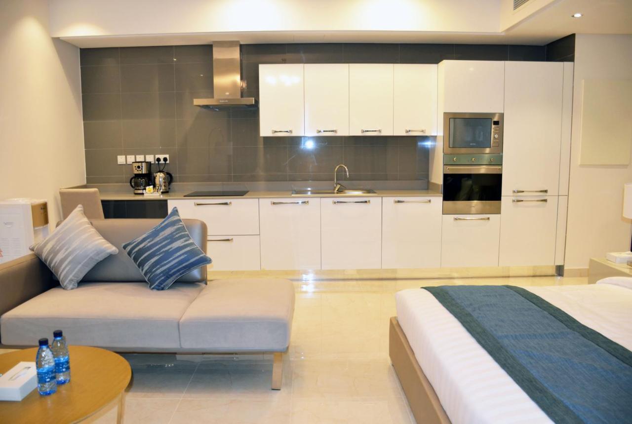 The Lodge Suites Manama Ngoại thất bức ảnh